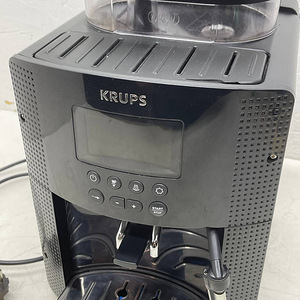 LOT! Krups Essential automaatne kohvimasin, kohviveski (4 foto / 10)