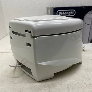 Фритюрница De Longhi F-28211 (8 фото из 10)
