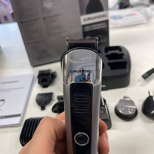 Набор для стрижки волос GRUNDIG MGK 6841 (10 фото из 10)