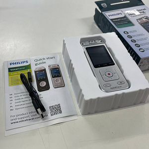 Диктофон Philips VoiceTracer Диктофон DVT4110 (3 фото из 8)