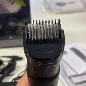 Бритва Philips BT5502 0,420 мм (10 фото из 10)