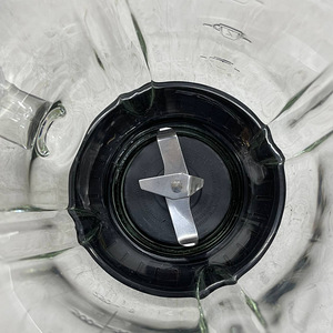 Электрический блендер Russell Hobbs 1,5 л (10 фото из 10)