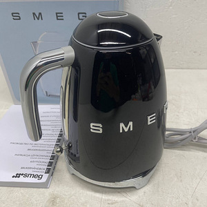 Чайник Smeg KLF03BLEU 1,7 л (6 фото из 10)