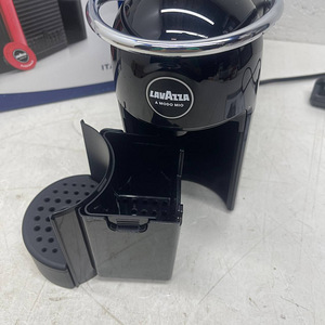 LOT! Lavazza, Modo Mio Jolie, 64 Crema kohvimasin (8 foto / 10)