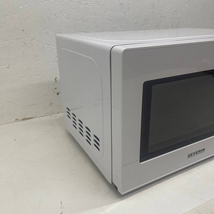 LOT! Mikrolaineahi SEVERIN 20 L, 700 W (6 foto / 10)
