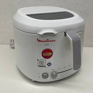 Фритюрница Moulinex AF 1231 Uno M, 1,8 л, 1600 Вт (3 фото из 10)