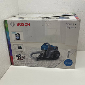 МНОГО! Пылесос Bosch Serie 2 BGC05A220A, 700 Вт (10 фото из 10)
