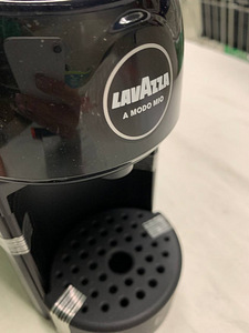 LOT! Kapselkohvimasin Lavazza Jolie & Milk, piimavuhustaja (7 foto / 10)