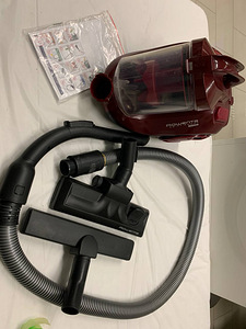 МНОГО! ROWENTA Swift Power Cyclonic без мешка, 1,5 л, 750 Вт, без мешка (6 фото из 6)