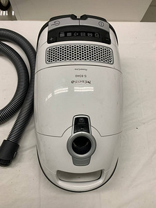 ПЫЛЕСОС MIELE COMPLETE C3 Белый POWERLINE 890W (9 фото из 10)