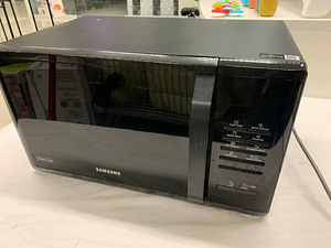 LOT! Mikrolaineahi Samsung MS23K3513AK Ei tööta (5 foto / 9)