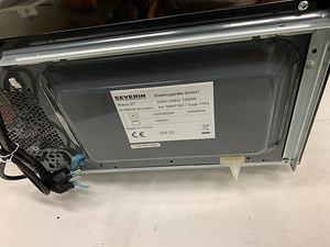 LOT! Mikrolaineahi Severin MW 7762 20l 1000W (4 foto / 9)