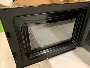 LOT! UUS Toshiba MW2-MM20PF(BK) mikrolaineahi, 800 W, 20 l (2 foto / 10)