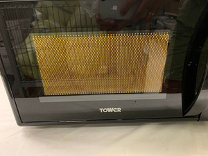 LOT! Tower T24034BLK 20L mikrolaineahi 700 W (1 foto / 10)