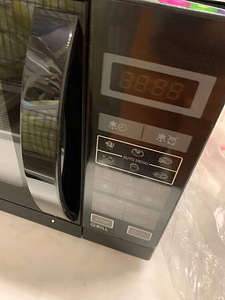 LOT! UUS Sharp R642BKW Mikrolaineahi 20 L, 800 W (8 foto / 10)