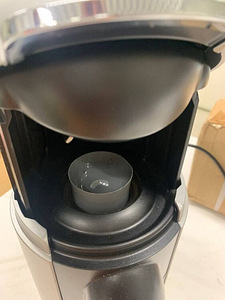 LOT! Kapsel Kohvimasin Nespresso Vertuo Plus CC (2 foto / 7)