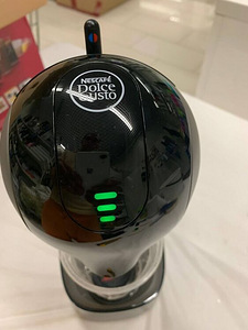 LOT! Nescafe Dolce GustoI NFINISSIMA Touch kapselkohvimasin (3 foto / 9)