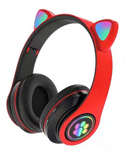 LOT! UUS Juhtmeta RGB kõrvaklapid LX-B39B, punane (2 foto / 3)