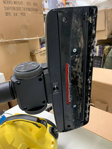 ЛОТ! Kärcher, домашний пылесос VC 3 700W (2 фото из 10)