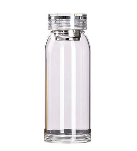 LOT! UUS Mymanjerfu klaasist veepudel, 700 ml (1 foto / 3)