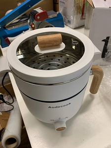 LOT! UUS Audecook elektriline kuumpott ja auruti, 1,5l (3 foto / 6)