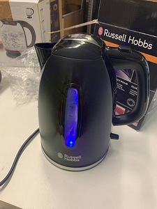 Russell Hobbs 22591-70 Чайник 1,7 2400W (2 фото из 4)