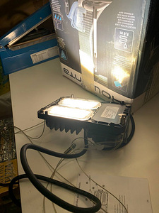 LOT! SANSI LED kasvuvalgusti toataimedele, 70 W (3 foto / 6)