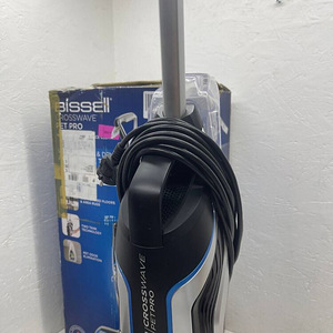 ЛОТ! Пылесос Bissell Crosswave Pet Pro BS2225N (5 фото из 10)
