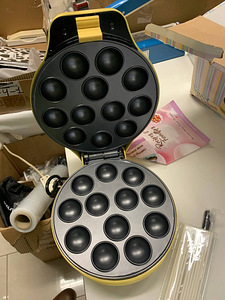 LOT! вафельница для 12 кейк-попсов Cake Pop 700W (5 фото из 7)