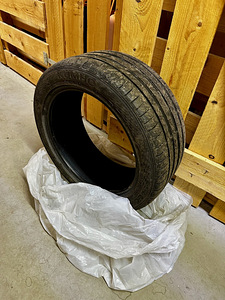 Suverehvid Kumho 245/45 ZR18 (1 foto / 4)