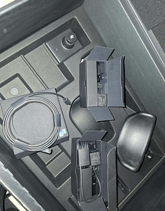 Valve Index Full kit + accessories (7 foto / 10)