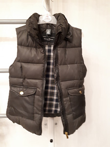 Vest Zara girls, suurus134 (2 foto / 3)