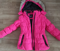 Красивая зимняя куртка для девочек s 104