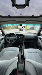 Volkswagen Passat (8 фото из 13)