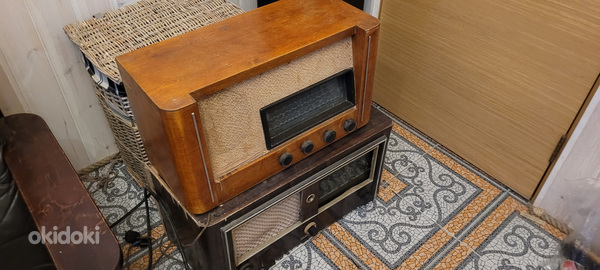 Vana raadio (2 tk, saksa Telefunken 876WK ja ENSV) (foto #3)
