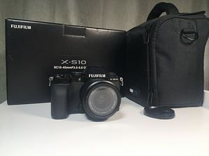 Fujifilm X-S10 + 15-45mm Kit + Fujifilm XC 35 мм f/2 (2 фото из 3)