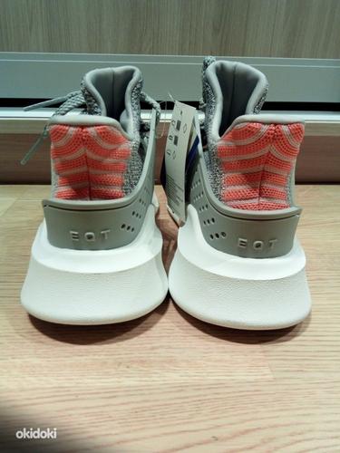 Новые кроссовки Adidas Womens EQT Bask ADV, 40 (UK 6.5) (фото #2)