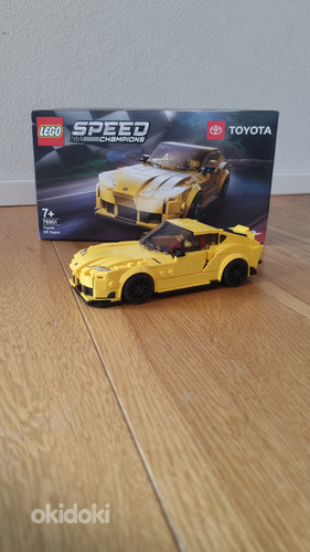 Автомобиль Лего Тойота (фото #1)