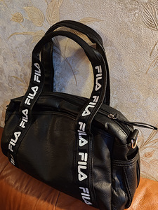 Сумка fila (1 фото из 2)