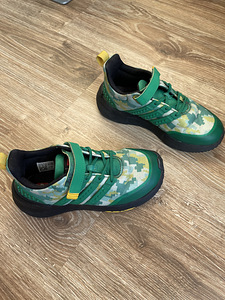 Laste Tossud Adidas Lego , 34 (5 foto / 6)