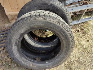Continental 215/65 R 16C (4 foto / 4)