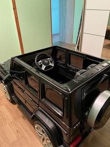Laste auto Mercedes G65 AMG must (5 foto / 8)