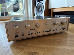 Integreeritud võimendi Accuphase E-203 MOS FET (1 foto / 9)