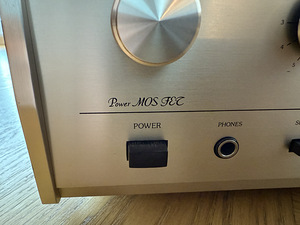 Integreeritud võimendi Accuphase E-203 MOS FET (5 foto / 9)