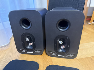 Kõlarid Q Acoustcs 3020 + võimendi NAD 320BEE (6 foto / 9)