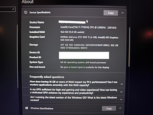 Lenovo Legion Y520 15.6” Игровой ноутбук – i7 / 16GB RAM / G (3 фото из 3)