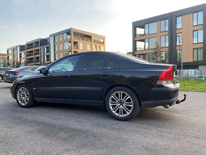 Volvo s60 (4 фото из 9)