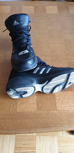 Suurus 44-45, Adidase meeste tossud (2 foto / 3)