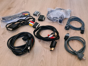 Xbox 360 lisad (VGA kaabel, adapter, peakomplekt, headset) (2 foto / 10)