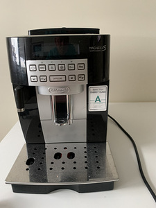 Kohvimasin DeLonghi Magnifica S cappuccino (2 foto / 2)